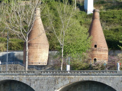 
Kilns below Eiffel bridge, Porto, April 2012
